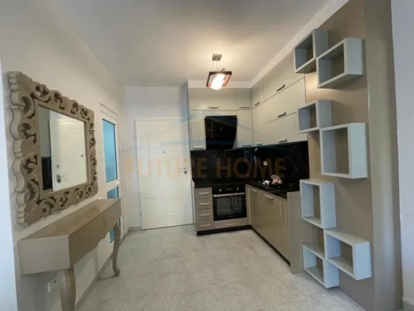 Durres, shitet apartament 1+1+Ballkon Kati 3, 64 m² 120.000 € 