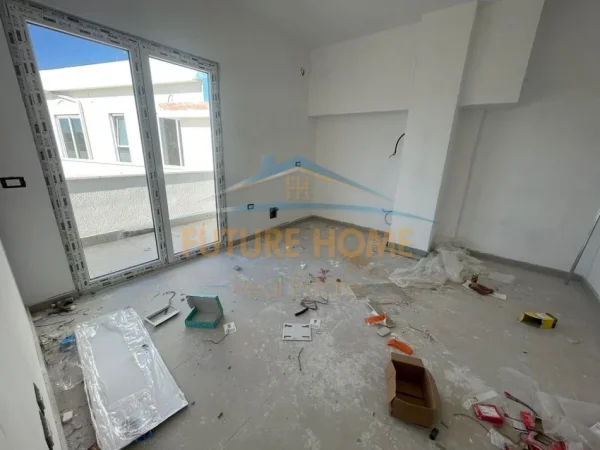 Tirane, shitet apartament 1+1+Ballkon Kati 9, 60 m² 97.900 € (Unaza e Re)