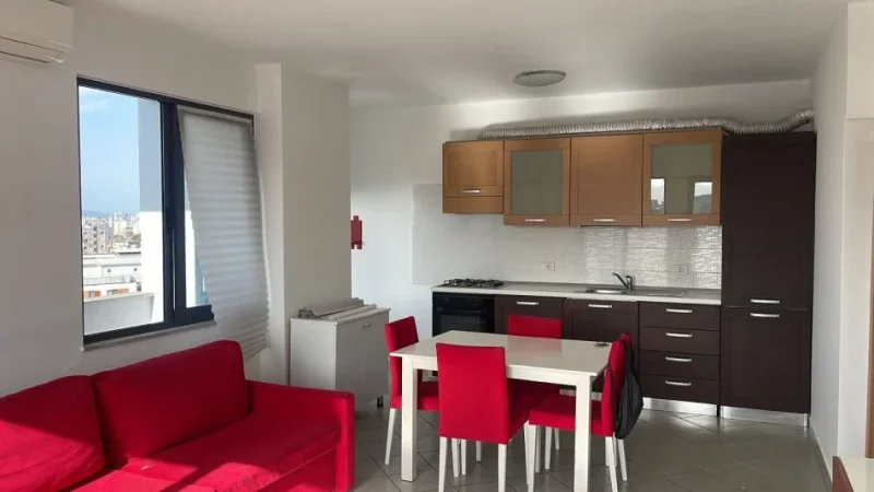 Tirane, jap me qera 2+1+Ballkon Kati 10, 115 m² 550 € (Ali Demi)