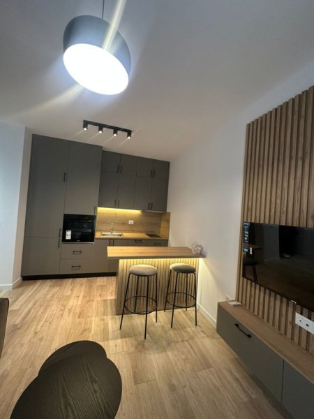 Tirane, jepet me qera apartament 1+1 Kati 2, 60 m² 400 € 