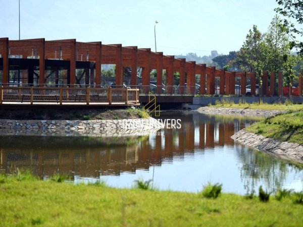 Tirane, shitet apartament 2+1+Ballkon Kati 1, 144 m² 344.400 € (Kopshti Zoologjik Tirana, Albania)