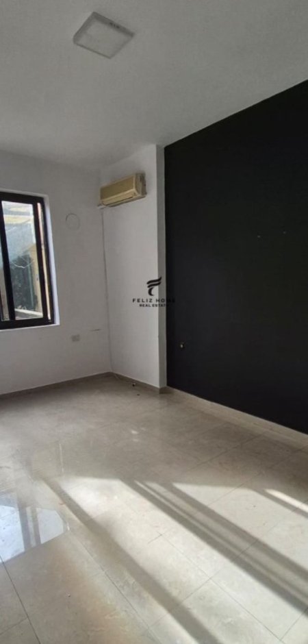 Tirane, jepet me qera Vile , 240 m² 1.300 € (RRUGA E DIBRES)