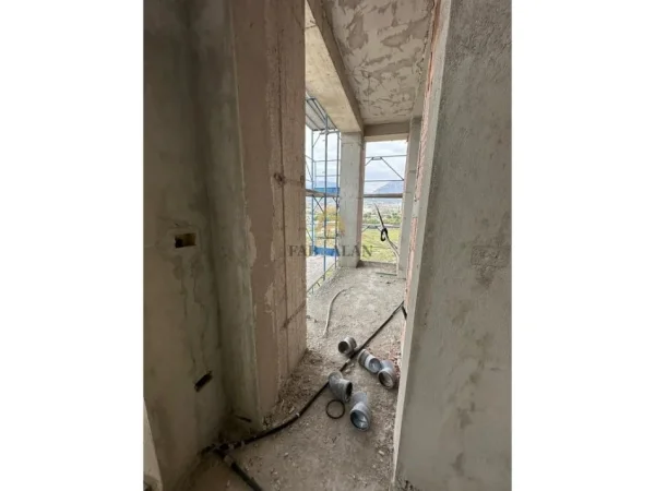 Tirane, shitet apartament 1+1 Kati 4, 68 m² 136.450 € (Bulevardi i Ri)