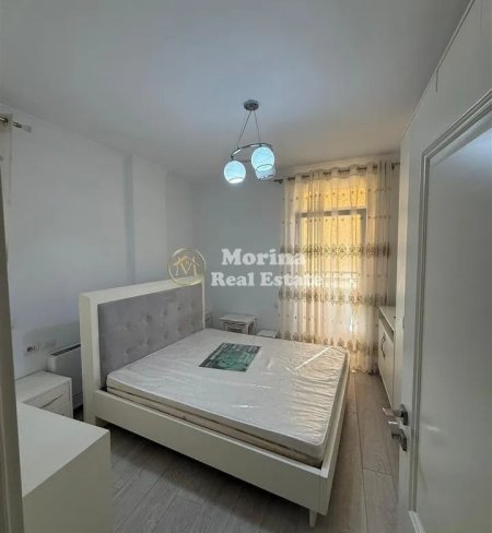Tirane, jepet me qera apartament 2+1 Kati 7, 117 m² 1.000 € (Xhamllik)