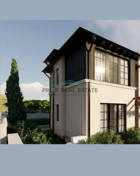 Tirane, shitet Vile 3 Katshe , 196 m² 570.000 € (prane EQUOS Resort , Teg)