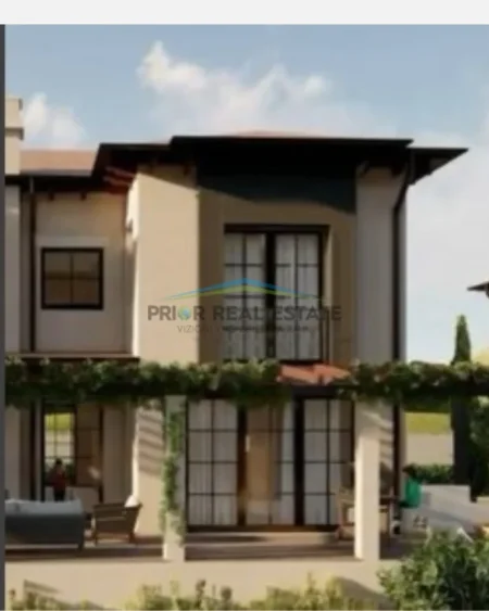 Tirane, shitet Vile 3 Katshe , 196 m² 570.000 € (prane EQUOS Resort , Teg)