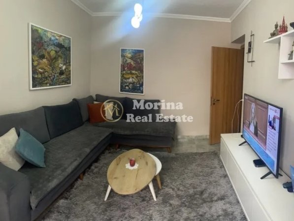 Tirane, jepet me qera apartament 1+1 Kati 2, 60 m² 600 € (Brryli)