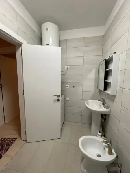 Tirane, shitet apartament 3+1+Aneks+Ballkon Kati 2, 111 m² 155.000 € (Rruga Bedri Karapici)