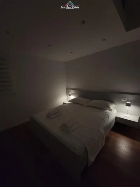 Tirane, jepet me qera Vile 1+1+Ballkon Kati 1, 50 m² 600 € (rruga e durresit)