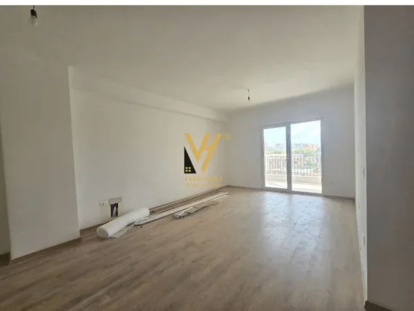 Tirane, shitet apartament 2+1+Ballkon Kati 3, 116 m² 186.700 € (LAPRAKE)