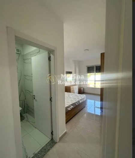 Tirane, jepet me qera apartament 2+1 Kati 3, 103 m² 600 € (Unaza e Madhe)