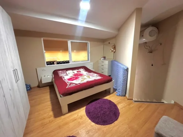 Tirane, shitet apartament duplex 1+1 Kati 0, 46 m² 85.000 € (Liqeni i Thate)