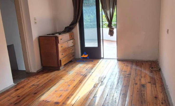 Tirane, jepet me qera Vile 2+1 Kati 3, 240 m² 1.300 € (SELVIA)