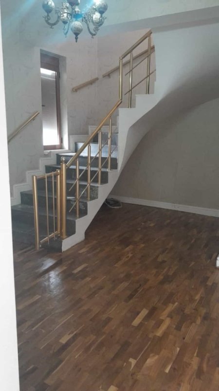 Tirane, jepet me qera Vile 3 Katshe , 450 m² 1.500 € (allais)