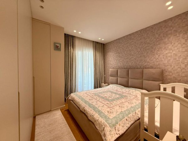 Tirane, shitet apartament 3+1 , 181 m² 355.000 € (Ish Fusha e Aviacionit)