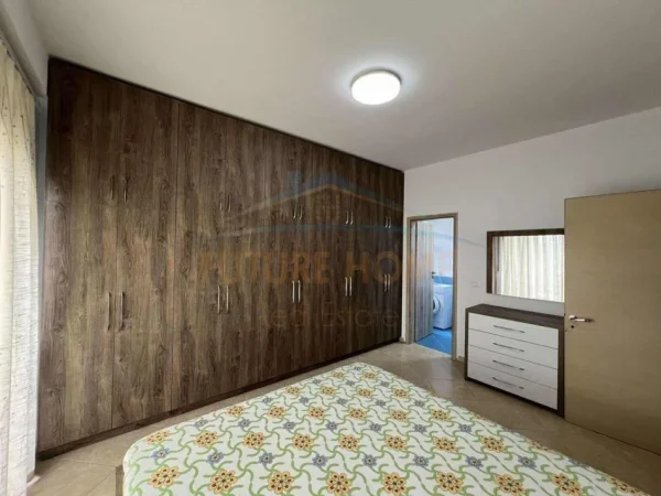 Tirane, jepet me qera apartament 2+1 Kati 8, 128 m² 500 € (Astir , Prane Fabrikes se Miellit)