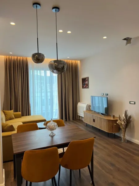 Tirane, jepet me qera apartament 2+1 Kati 9, 95 m² 1.100 € (Komuna e Parisit)