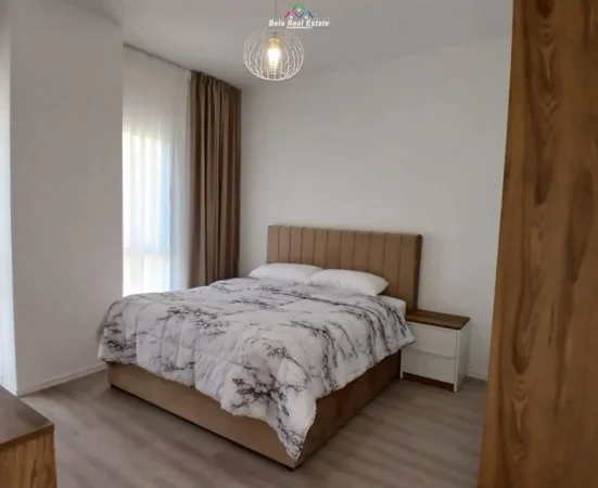Tirane, jepet me qera apartament 2+1+Ballkon Kati 4, 76 m² 1.000 € (Zogu i Zi)