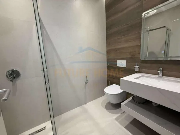 Tirane, jepet me qera apartament 2+1+Ballkon+Post Parkimi  Kati 3, 110 m² 900 € (BULEVARDI RI)   UNA59342