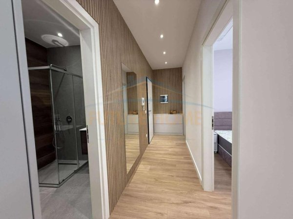 Tirane, jepet me qera apartament 2+1+Ballkon+Post Parkimi  Kati 3, 110 m² 900 € (BULEVARDI RI)   UNA59342