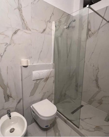 Tirane, jepet me qera apartament 2+1 Kati 4, 92 m² 600 € (jordan misja)