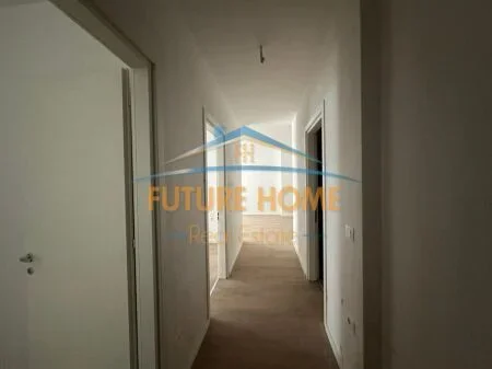 Tirane, shitet apartament 2+1+2+Ballkon Kati 3, 110 m² 187.700 € (Don Bosko)