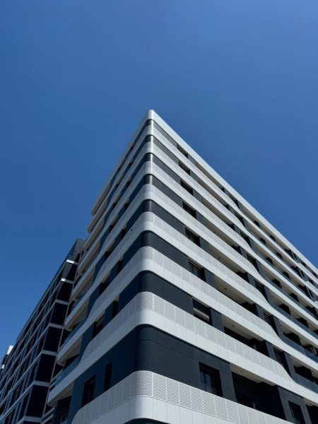 Tirane, shitet apartament 2+1 , 195.000 € 