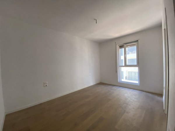 Tirane, shitet apartament 2+1+Ballkon Kati 3, 110 m² 187.700 € (Don Bosko Trio Towers)