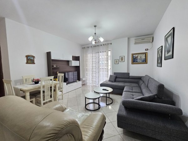 Tirane, jepet me qera apartament 2+1, cmimi 500 €, ne ASTIR, Tiranë