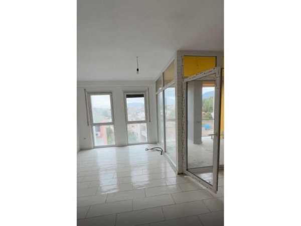 Tirane, shitet apartament 2+1+Aneks+Ballkon Kati 2, 123 m² 185.000 € (Bulevardi i Ri)