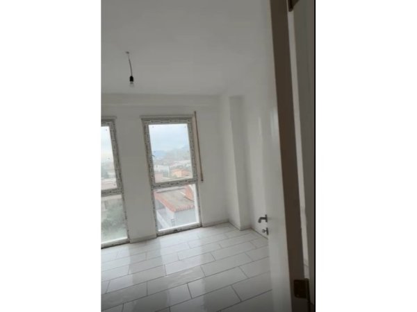 Tirane, shitet apartament 2+1+Aneks+Ballkon Kati 2, 123 m² 185.000 € (Bulevardi i Ri)