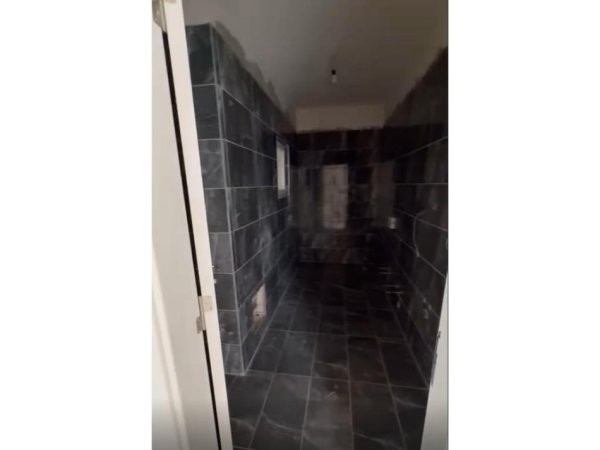 Tirane, shitet apartament 2+1+Aneks+Ballkon Kati 2, 123 m² 185.000 € (Bulevardi i Ri)