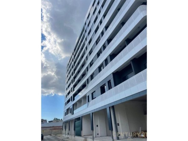 Tirane, shitet zyre Kati 1, 210 m² 462.000 € (Don Bosko)