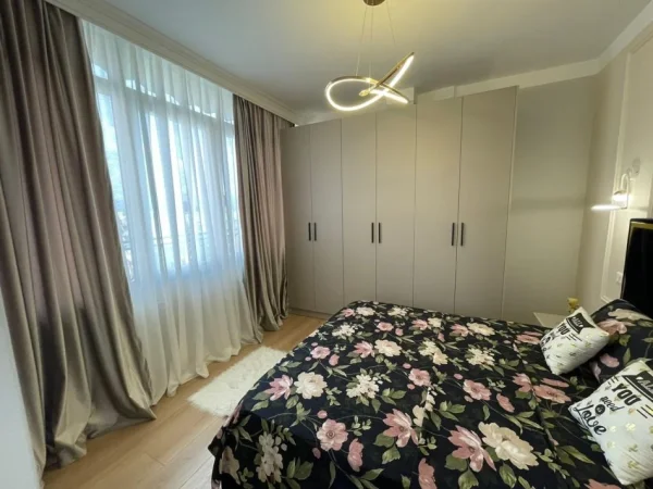Tirane, jepet me qera apartament 1+1 Kati 1, 65 m² 650 € (kodra e DIellit)