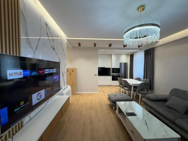 Tirane, jepet me qera apartament 2+1 Kati 3, 108 m² 1.350 € (liqeni i thate)