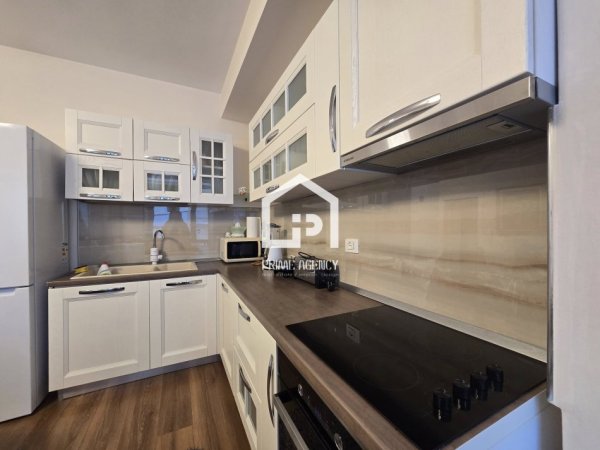 Pogradec, shitet apartament 1+1+Ballkon Kati 4, 70 m² 99.000 € 