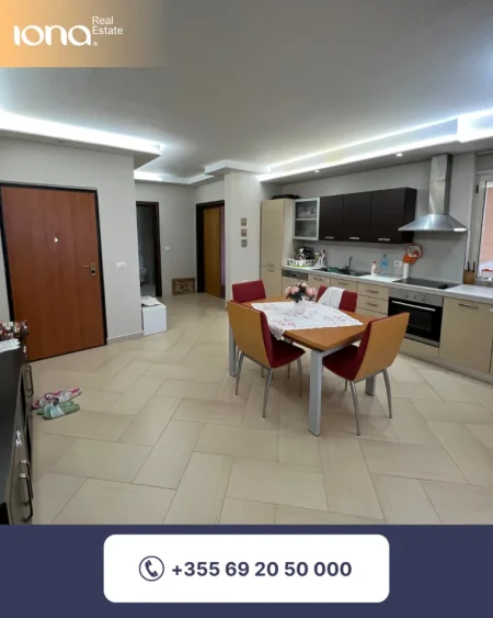 Qerret, shitet apartament 2+1+2+Ballkon, Garazh per 2 makina, Kati 4, 157 m² 350.000 €