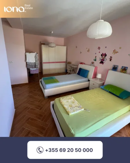 Qerret, shitet apartament 2+1+2+Ballkon, Garazh per 2 makina, Kati 4, 157 m² 350.000 €