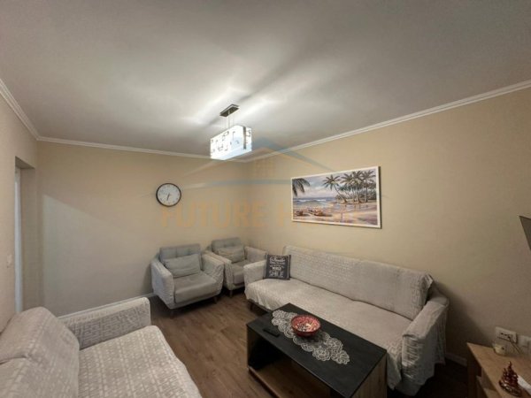 Tirane, jepet me qera apartament 2+1 Kati 3, 94 m² 850 € (MYSLYM SHYRI)