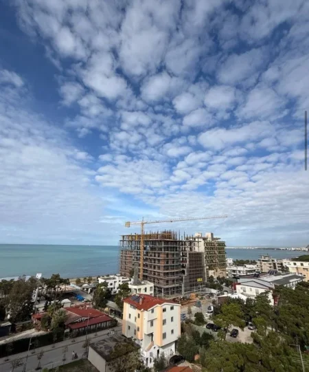 Durres, shitet apartament 1+1+Ballkon Kati 8, 88 m² 162.000 € (Golem)