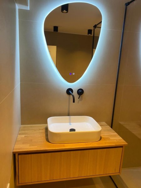 Tirane, jepet me qera Vile 2+1 Kati 1, 75 m² 700 € (Rruga Bajram Allaraj)