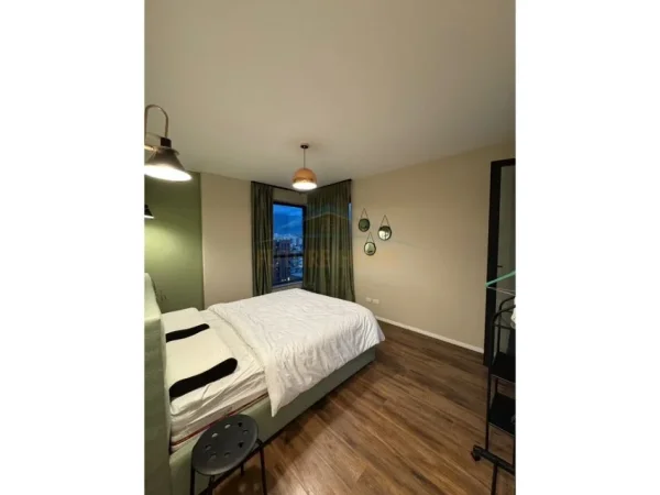 Tirane, jepet me qera apartament 2+1 Kati 8, 69 m² 650 € 