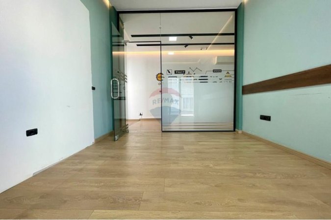 Njesi Komerciale ne shitje tek Liqeni i Thate! (650'000 Euro)