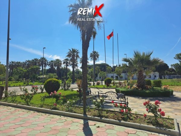 Durres Plazh, shitet truall , 1.050 m² 175.000 € 