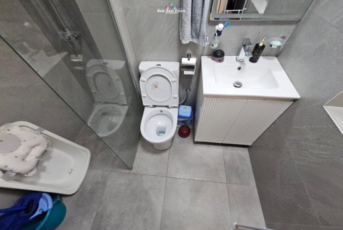 Tirane, jepet me qera apartament 1+1+Aneks Kati 2, 60 m² 500 € (prane Iranianit)
