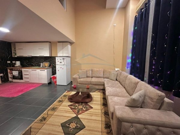 Tirane, shitet apartament duplex 1+1 Kati 0, 87.000 € (Liqeni i That)