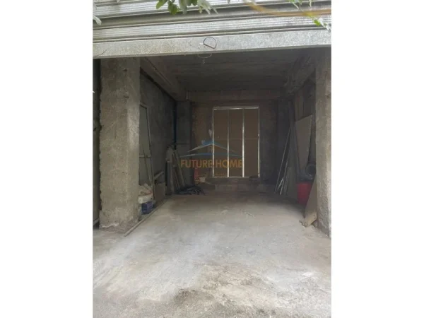 Tirane, jepet me qera apartament 1+1 Kati 1, 65 m² 400 € 