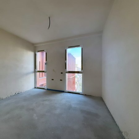 Tirane, shitet apartament 2+1 , 101 m² 399.000 € (prane LSI)