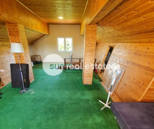 Tirane, shitet Vile 3 Katshe Kati 0, 1.000 m² 350.000 € (PEZE E VOGEL)