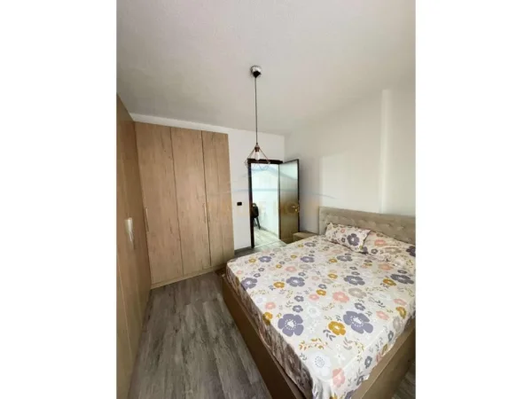 Tirane, jepet me qera apartament 2+1 , 75 m² 550 € (Bulevardi i Ri, Tiranë)
